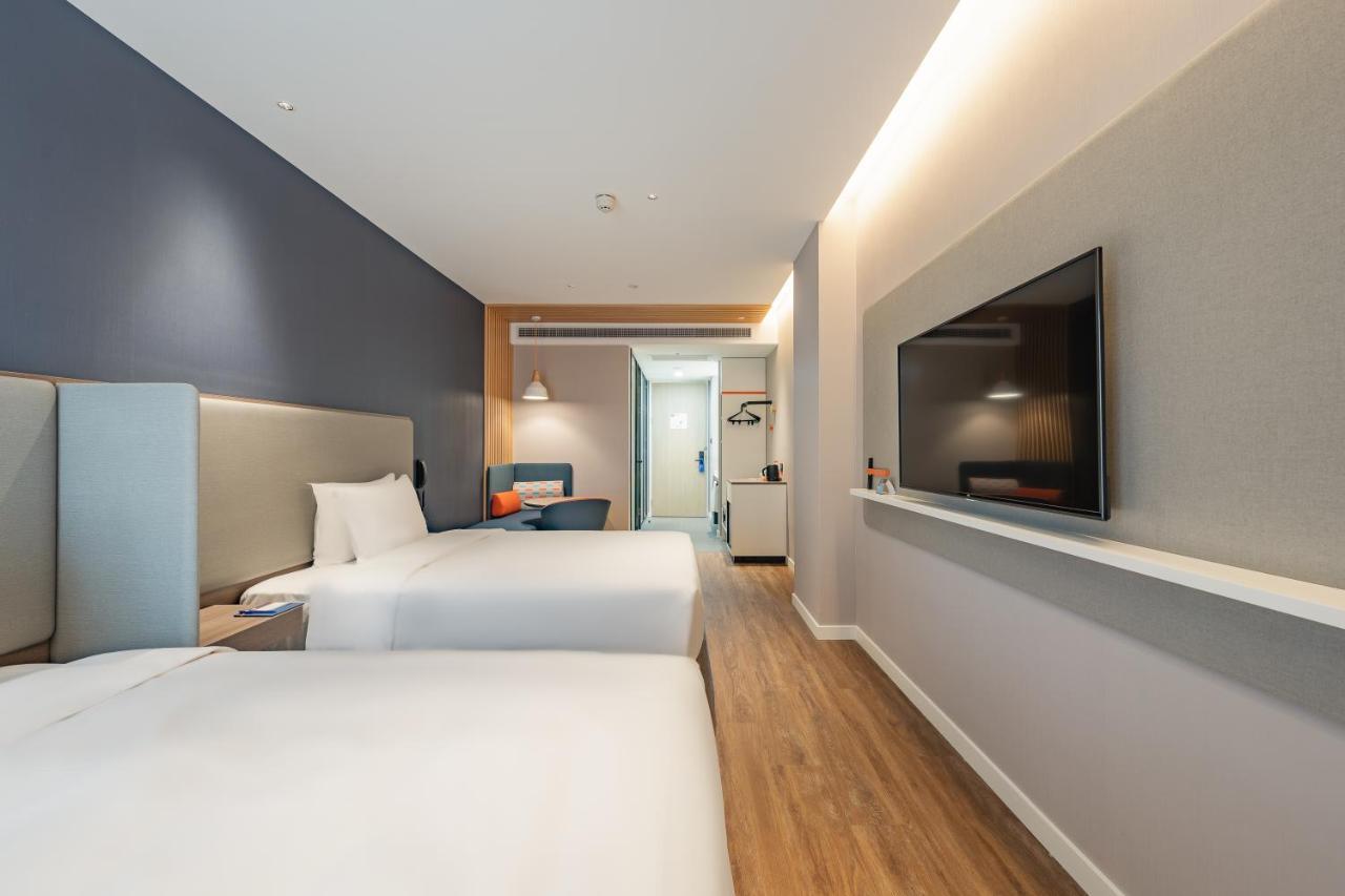 Holiday Inn Express Shanghai Expo Centre By Ihg Zewnętrze zdjęcie